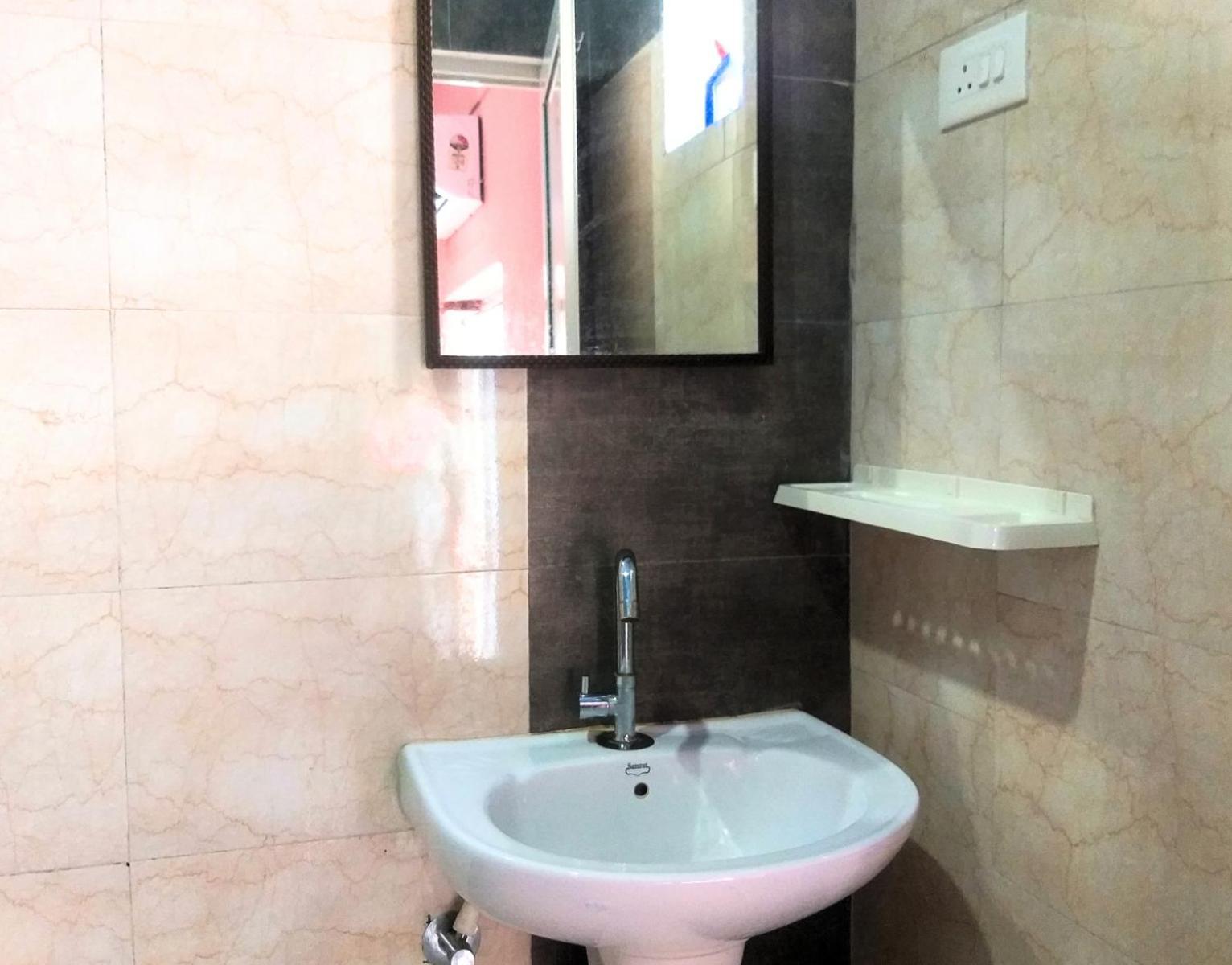 AYM Yoga Resort Arambol GOA Exteriör bild