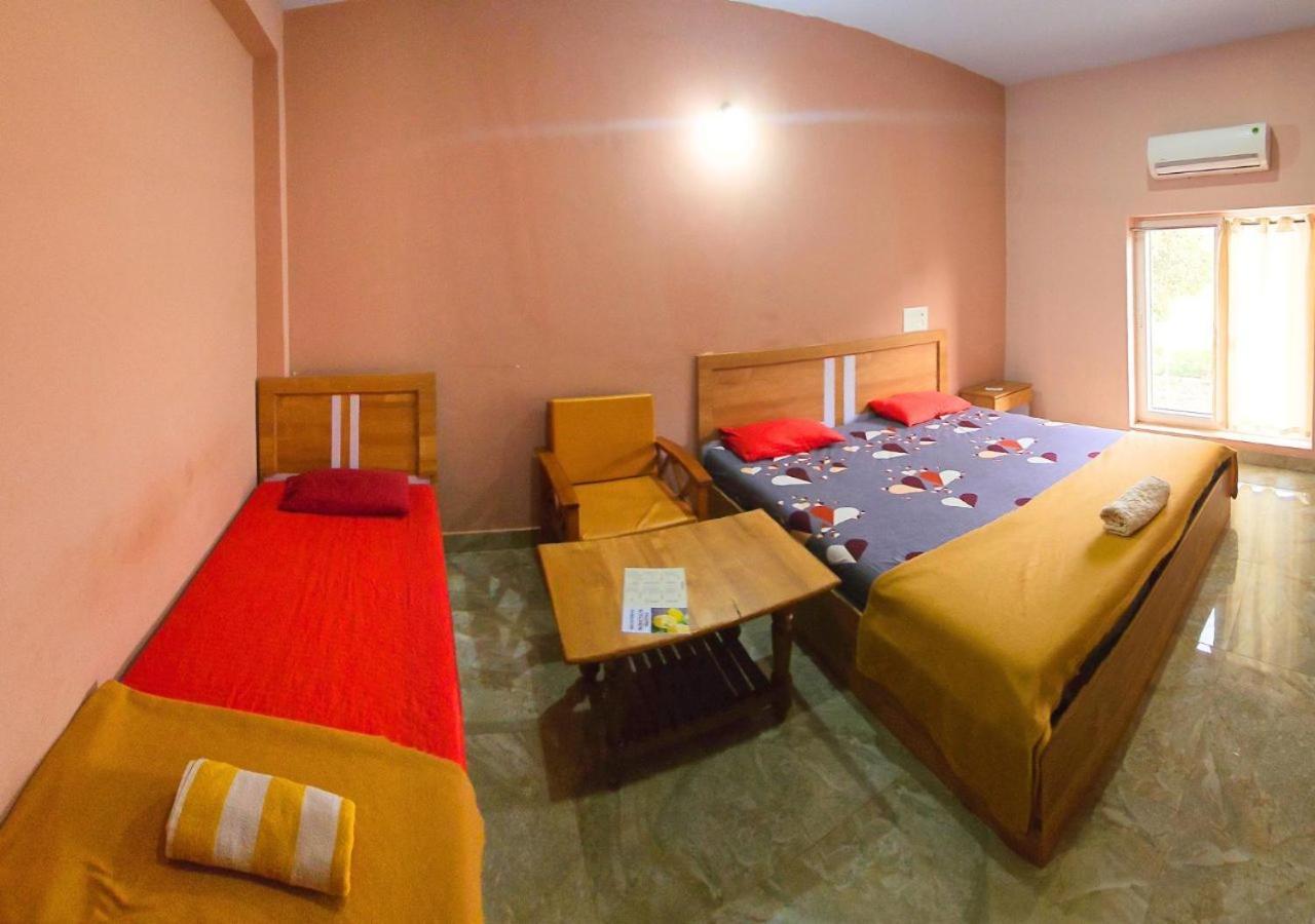 AYM Yoga Resort Arambol GOA Exteriör bild